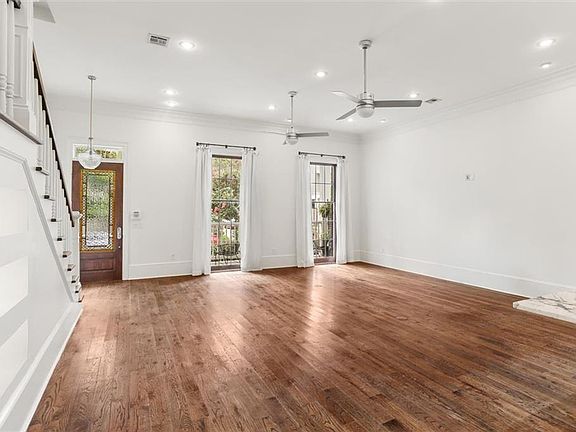 5th image of 1125 Delachaise St