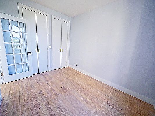 5th image of 31-12 42nd St #5D