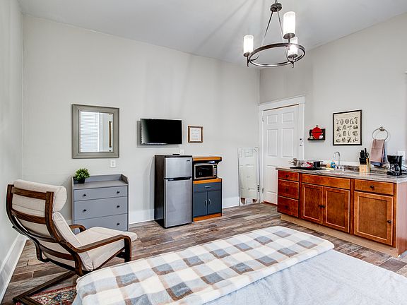 Private Bedroom
