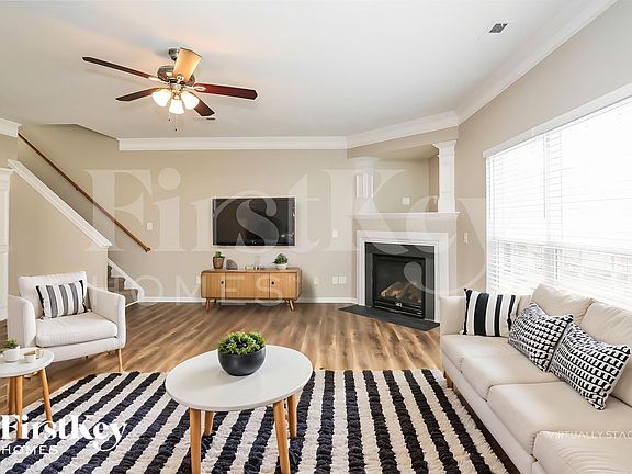5th image of 1428 Paulonia Way