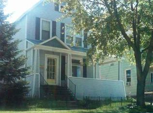 229 W Crescent St, Marquette, MI 49855