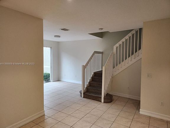 4th image of 8139 NW 108th Pl