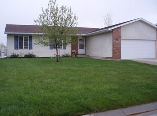 6923 Greensburgh Ave, Gillette, WY 82718