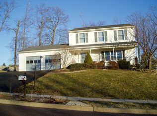 57 Castlewood Dr, Chalfont, PA 18914