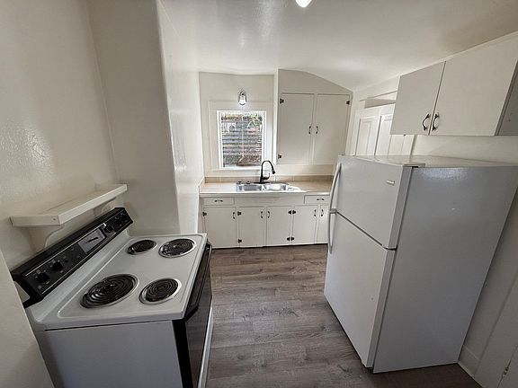 5th image of 315 Jefferson St