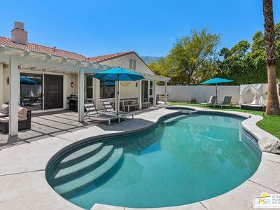 1102 E Via San Michael Rd, Palm Springs, CA, 92262