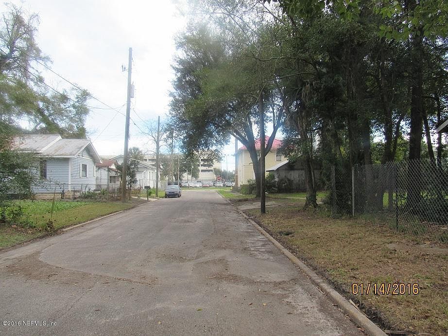 2nd image of 927 Reiman St