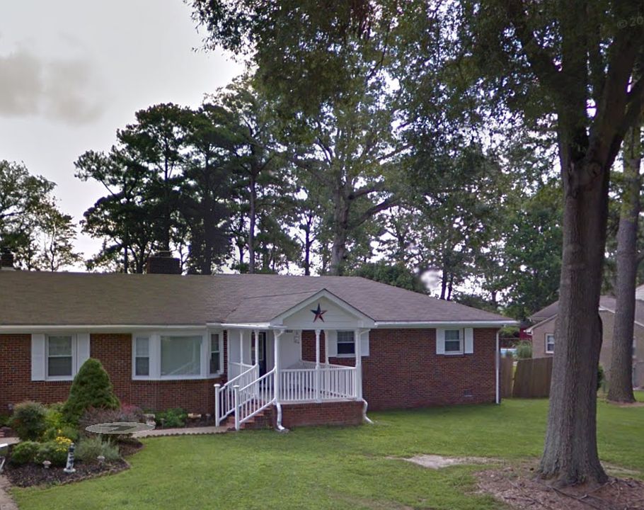 2nd image of 1324 River Rd