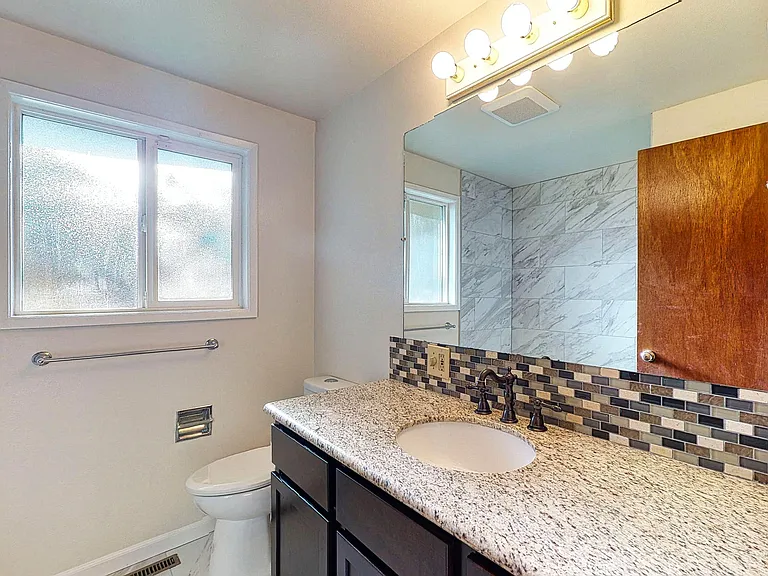 14405 SE 15th St — Photo 13