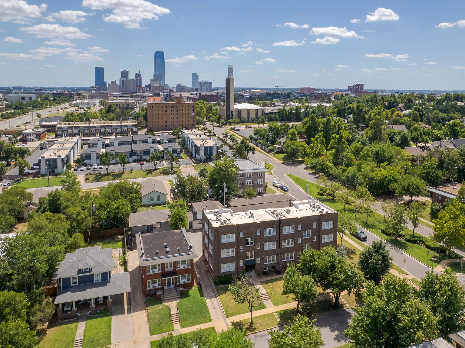 1 bed, 674 sqft, $899 — Photo 3
