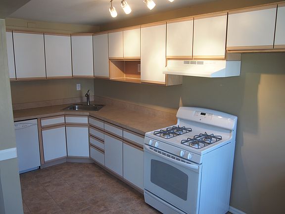 4th image of 7 S Garfield Ave