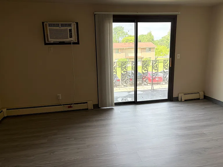 509 Spinnaker Ln #F — Photo 5