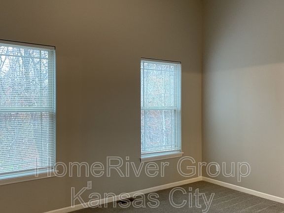 4th image of 612 N 74th St