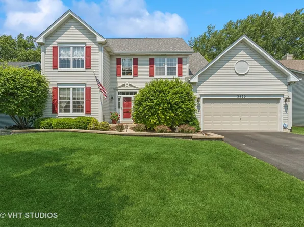 3520 Antoine Pl, St Charles, IL 60175