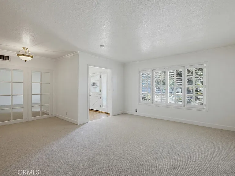 2705 E Jacaranda Ave — Photo 14