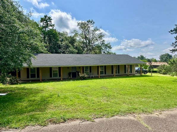221 Pecan Hill Dr