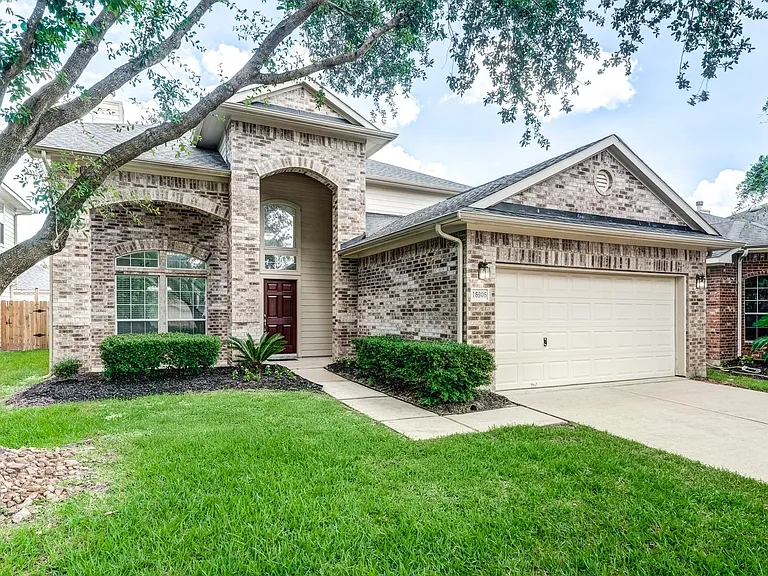 16906 Shoal Park Dr — Photo 2