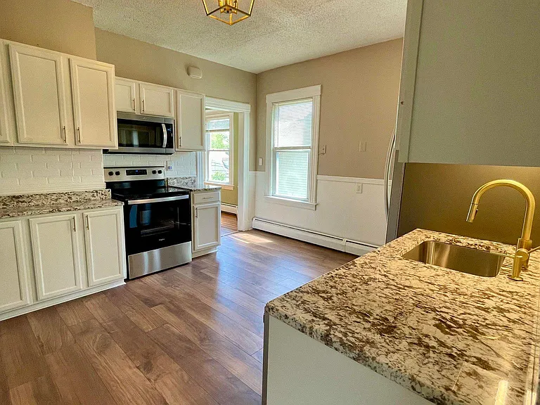 205 S Highland St #2 — Photo 6