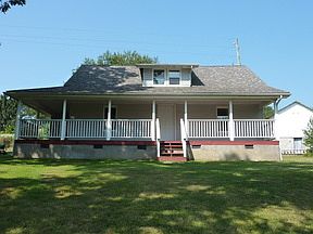 2nd image of 61 Puckett Estate Ln