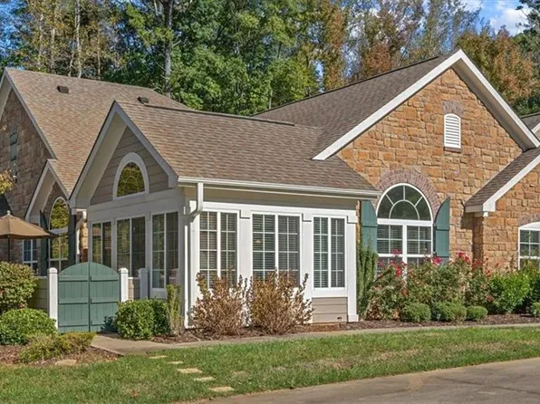 100 Faith Dr, Gibsonville, NC 27249