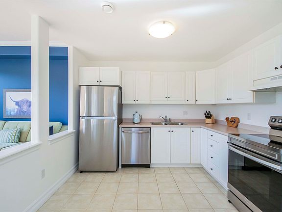 4th image of 52 Whitehall Cres #407