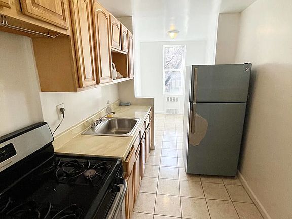 4th image of 2701 Ocean Ave APT 3K