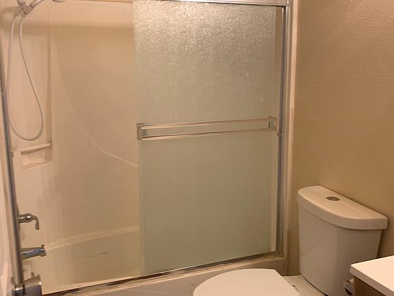 5th image of 414 Page St APT C