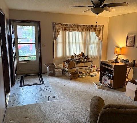 4th image of 1408-10 SW Sunset Ave