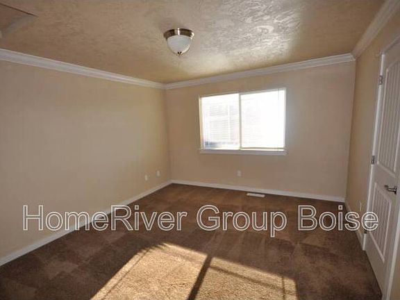 5th image of 9121 W Brogan Dr