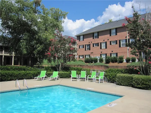 250 Elm St APT 825, Clemson, SC 29631
