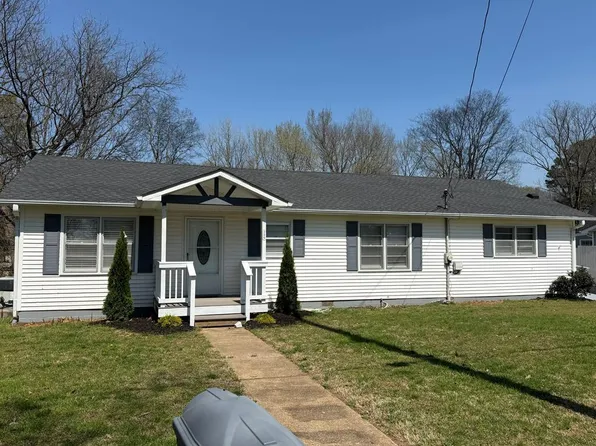 349 Clark St, Huntingdon, TN 38344