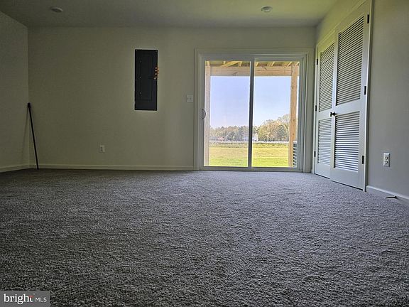 2nd image of 2506 Boeing Way