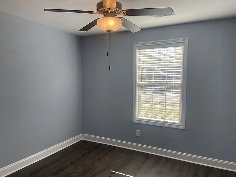 737 Inver Ln — Photo 4