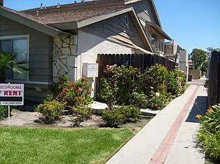 Mailboxes with walkway to laundry room, side yard by master bedroom