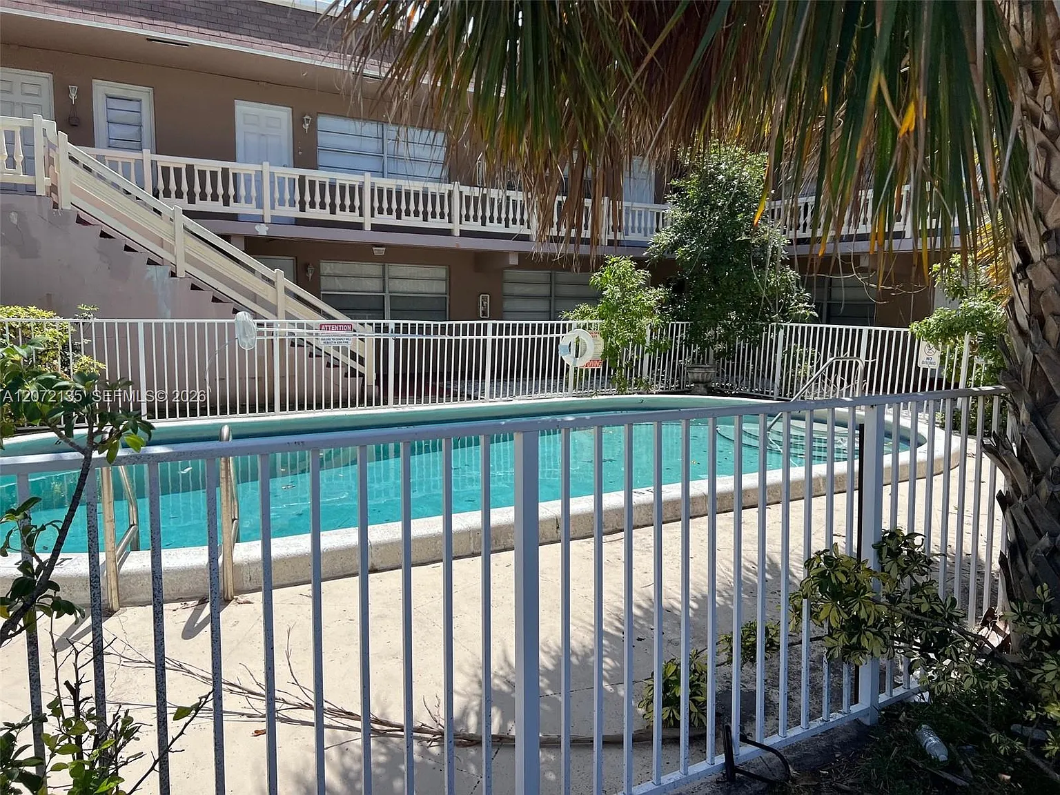 Ocean Drive Estates Condo — Photo 2