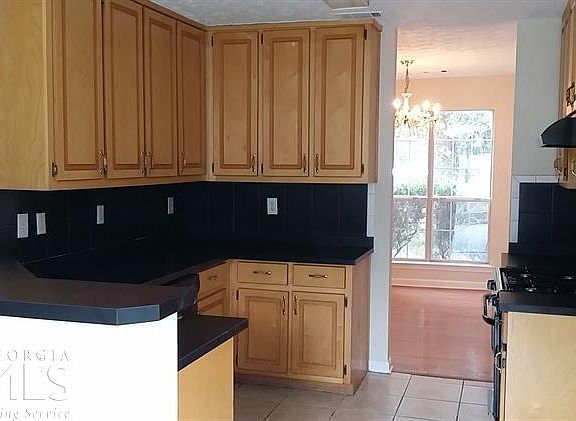 3rd image of 310 Ashton Pl