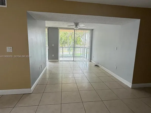 11780 SW 18th St APT 230-2, Miami, FL 33175