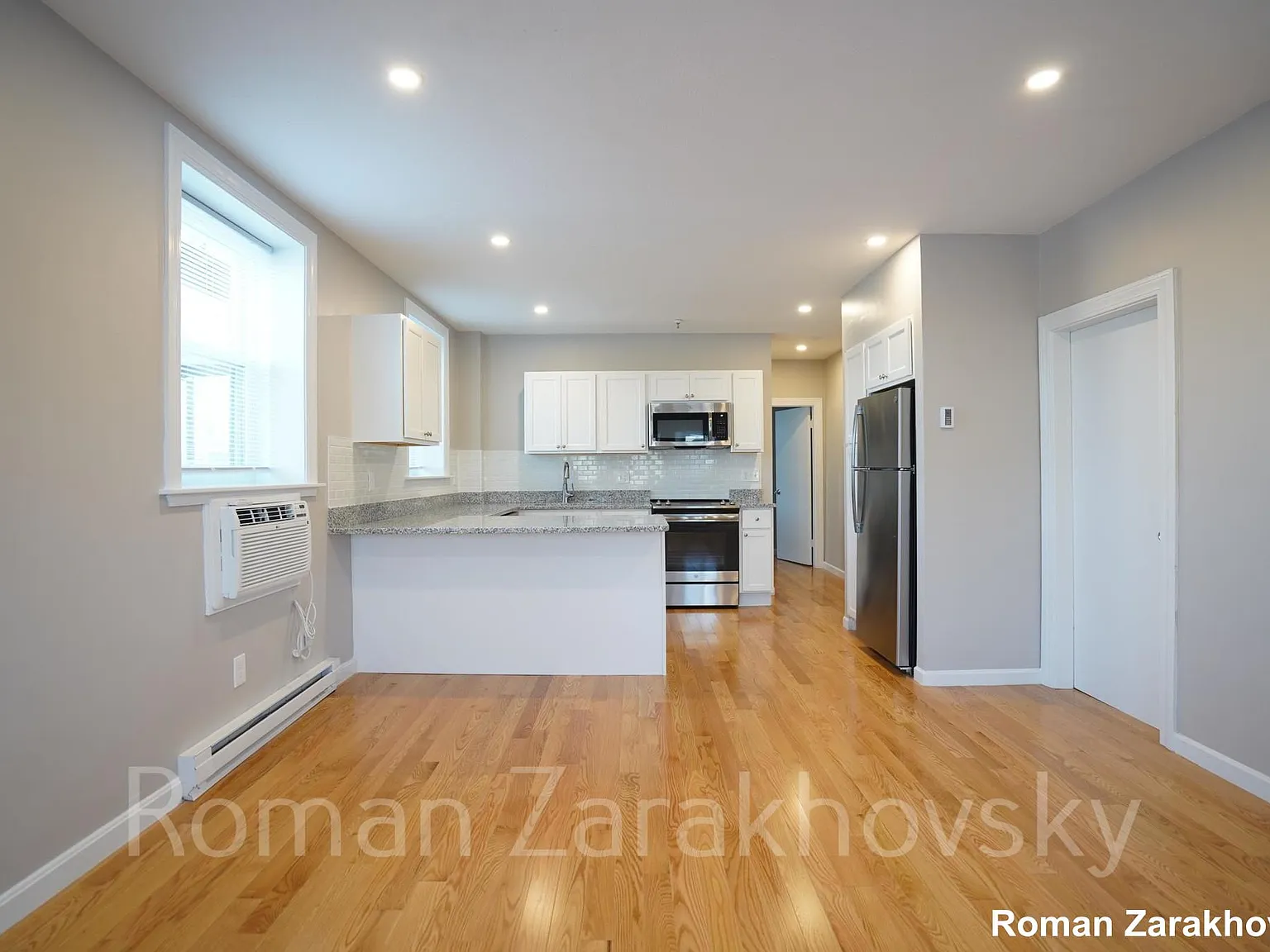 1198 Commonwealth Ave — Photo 2