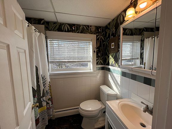 Bathroom. Medicine cabinet will be replaced in the next few days.