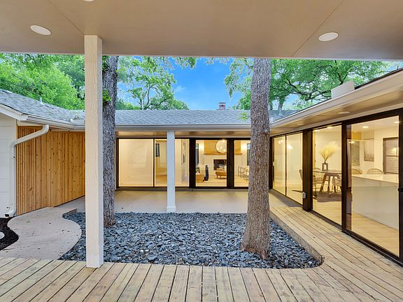 4th image of 8608 Tallwood Dr