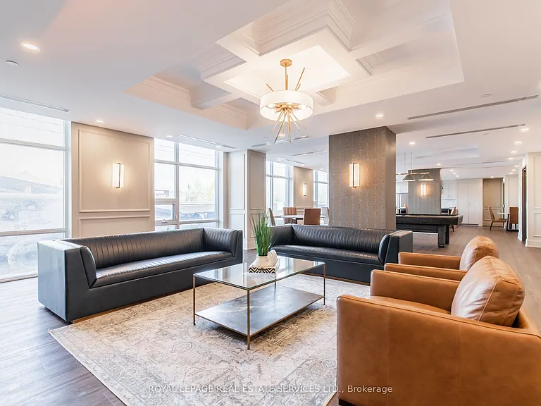 460 Dundas St E #221 — Photo 14