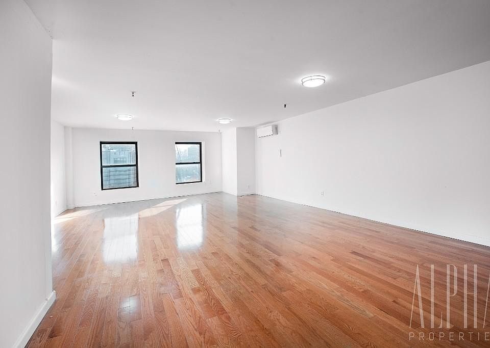 1st image of 6 Chatham Sq APT 3F