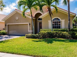 7868 Founders Cir, Naples, FL 34104