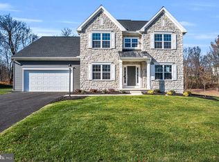 203 E Stewart Ct, Marysville, PA 17053