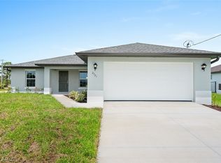 612 NE 24th Terrace Cpe, Coral, FL 33909