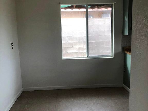4th image of 324 N King Street