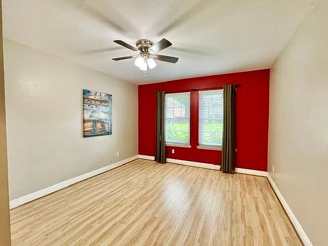 13506 Spring Ct — Photo 23