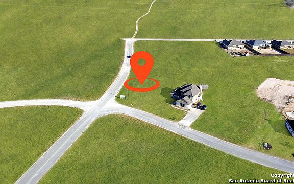 4th image of 109 Pine Valley Dr