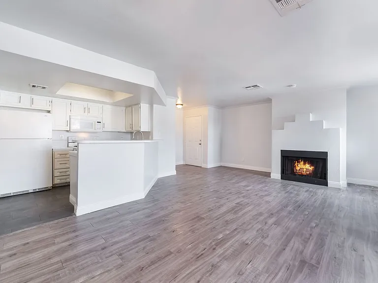 8600 W Charleston Blvd #2177 — Photo 6