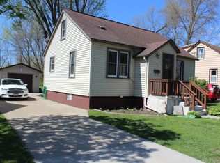 808 Prairie St, Mauston, WI 53948